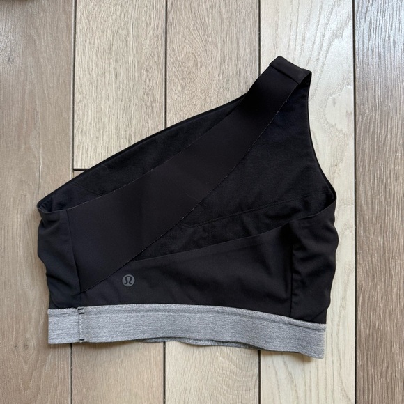 Lululemon Pyrox Bra *lululemon lab size 4 Black - Picture 2 of 6